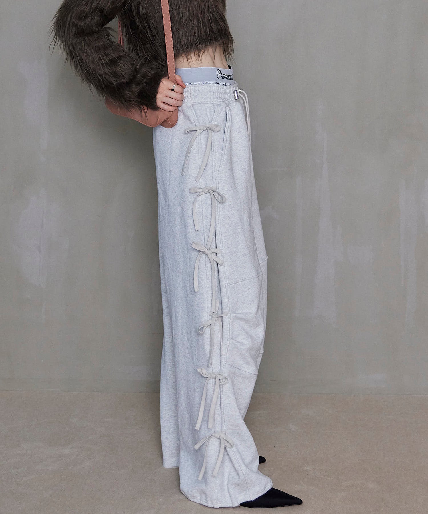 【PRE-ORDER】Side Ribbon Sweatpants