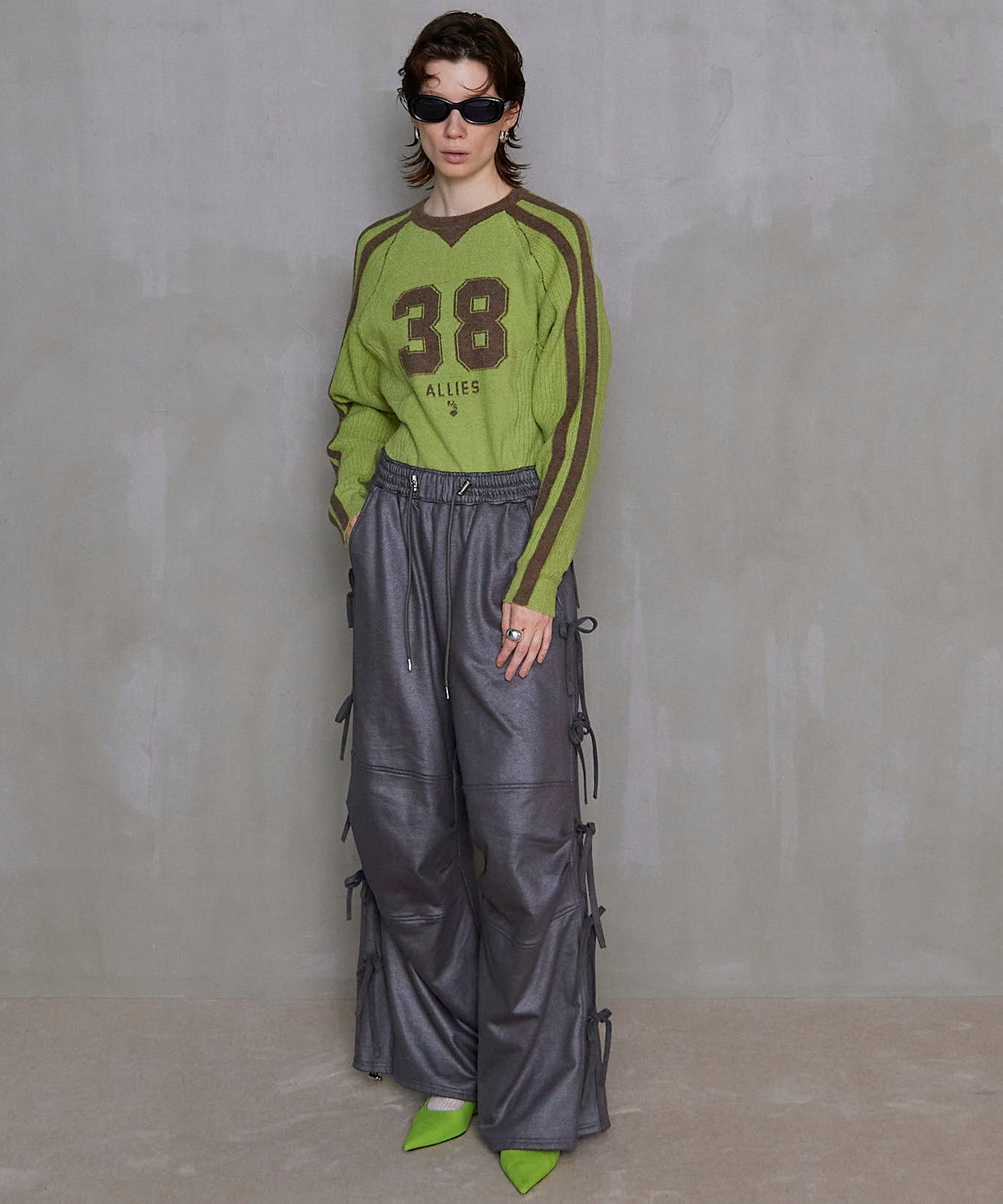 【PRE-ORDER】Side Ribbon Sweatpants