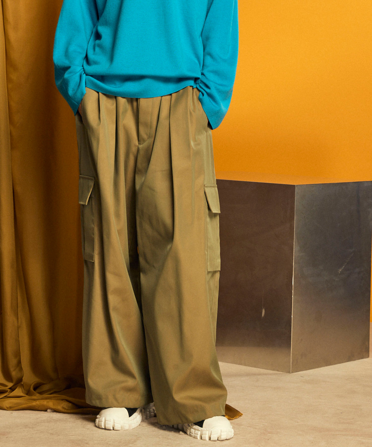 120/2/2 Suvin Cotton Gabardine Prime-Wide Cargo Pants