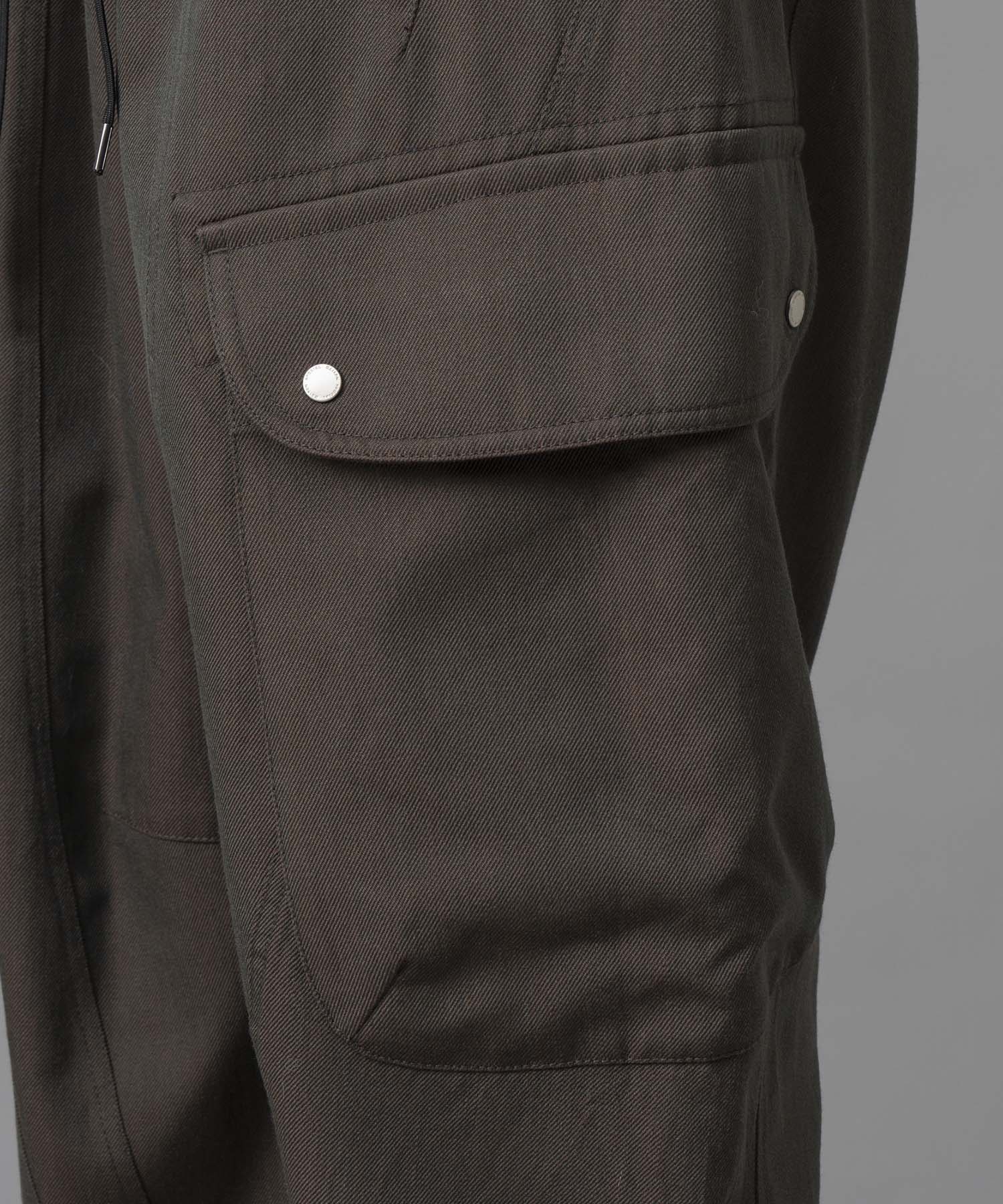 Chambray Wool Prime-Wide Three-Dimensional Cutting Cargo Pants