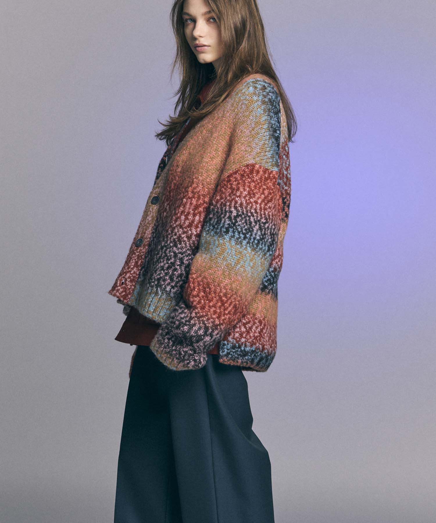 【24AW PRE-ORDER】PINORI Long Space-Dye Gradation Prime-Over V-Neck Knit Cardigan